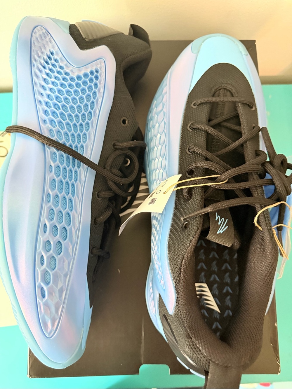 adidas Men's Black and Light Blue Training Sneakers